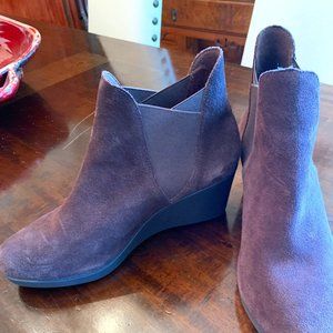Croc Brand brown suede wedge bootie, size 8.5